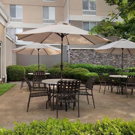Hilton Garden Inn Raleigh Capital Blvd I-540 Ngoại thất bức ảnh