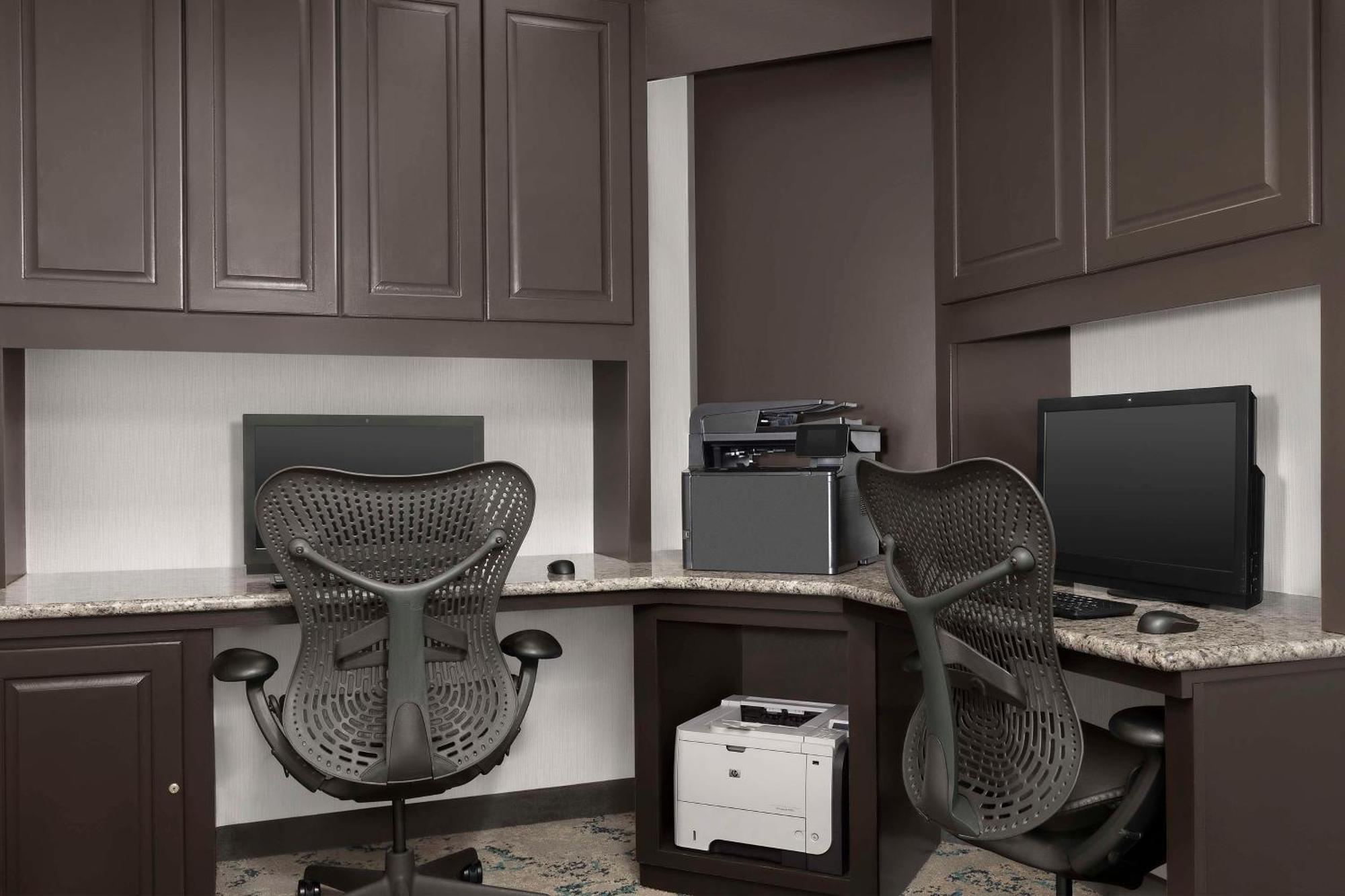 Hilton Garden Inn Raleigh Capital Blvd I-540 Ngoại thất bức ảnh