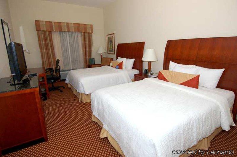 Hilton Garden Inn Raleigh Capital Blvd I-540 Ngoại thất bức ảnh
